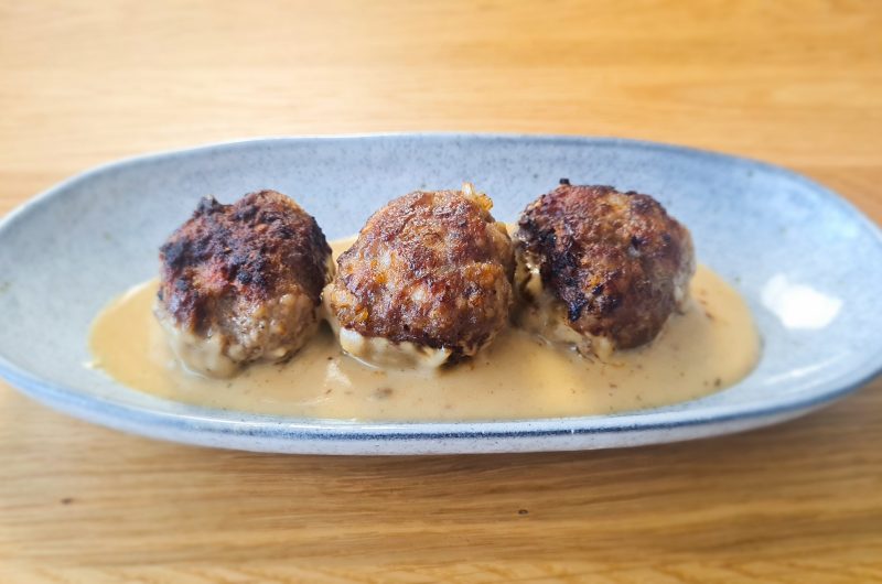 Köttbullar